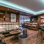 Hemizeus&iremia Hotel 3*