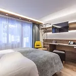 Hemizeus&iremia Hotel 3*