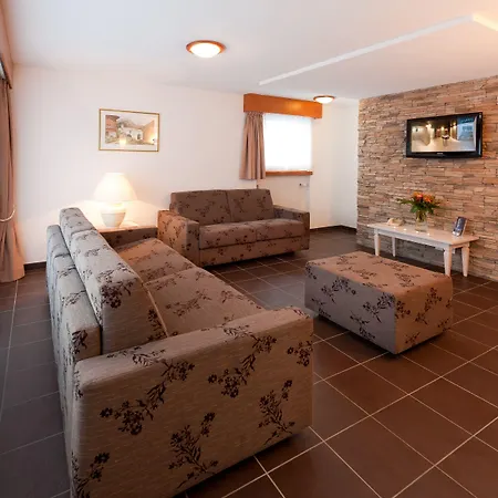 Hotell Hemizeus & Iremia 3*
