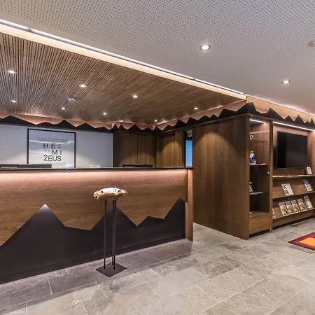 Hotell Hemizeus & Iremia