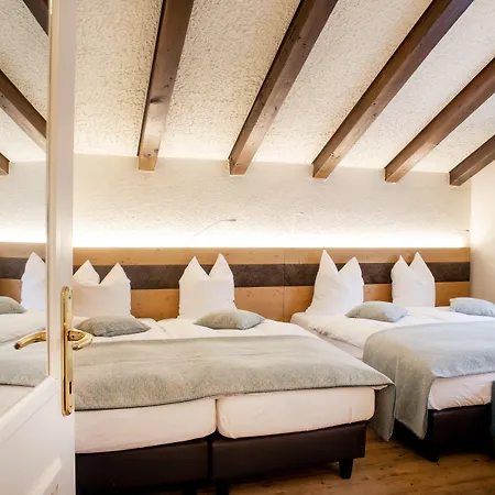 Hotell Hemizeus & Iremia
