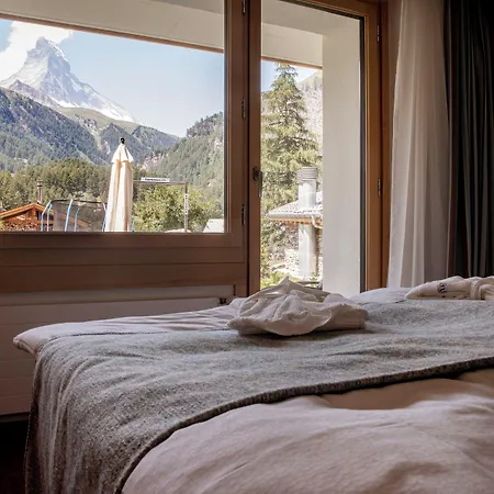 Hotell Hemizeus & Iremia 3*