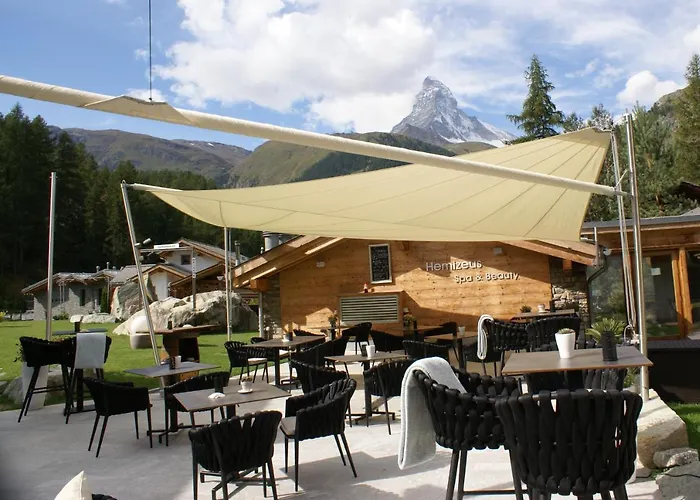 Hemizeus & Iremia Готель 3*