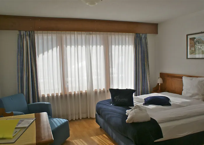 Hemizeus & Iremia 3*