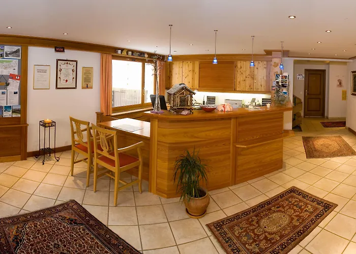 Hotel Hemizeus & Iremia