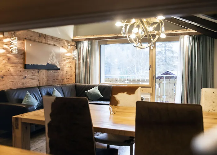 ヘミツェウス ＆ イレミア スパ 3* ツェルマット