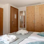 Hotell Hemizeus & Iremia 3*