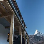 Hemizeus & Iremia Hotel 3*