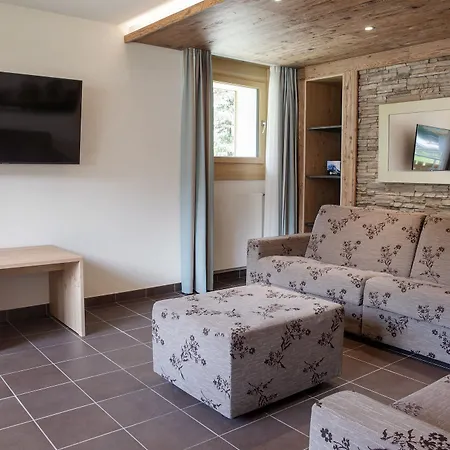 Hemizeus & Iremia Hotel 3*