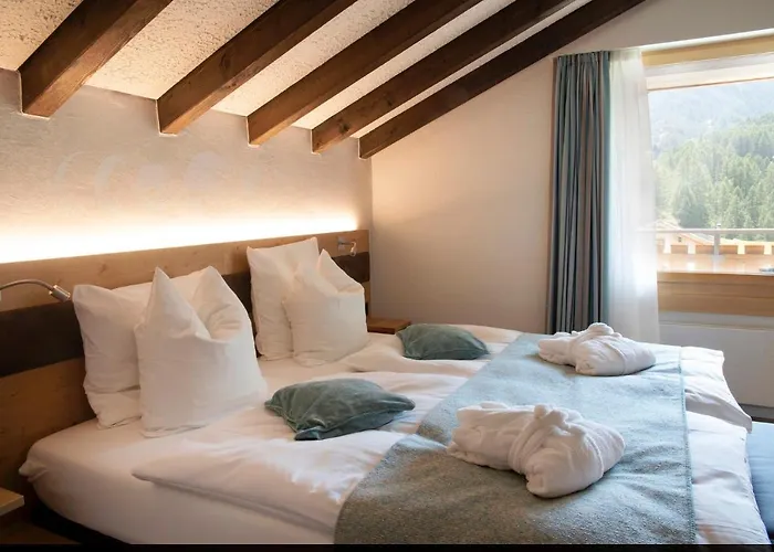 Hemizeus & Iremia Hotel